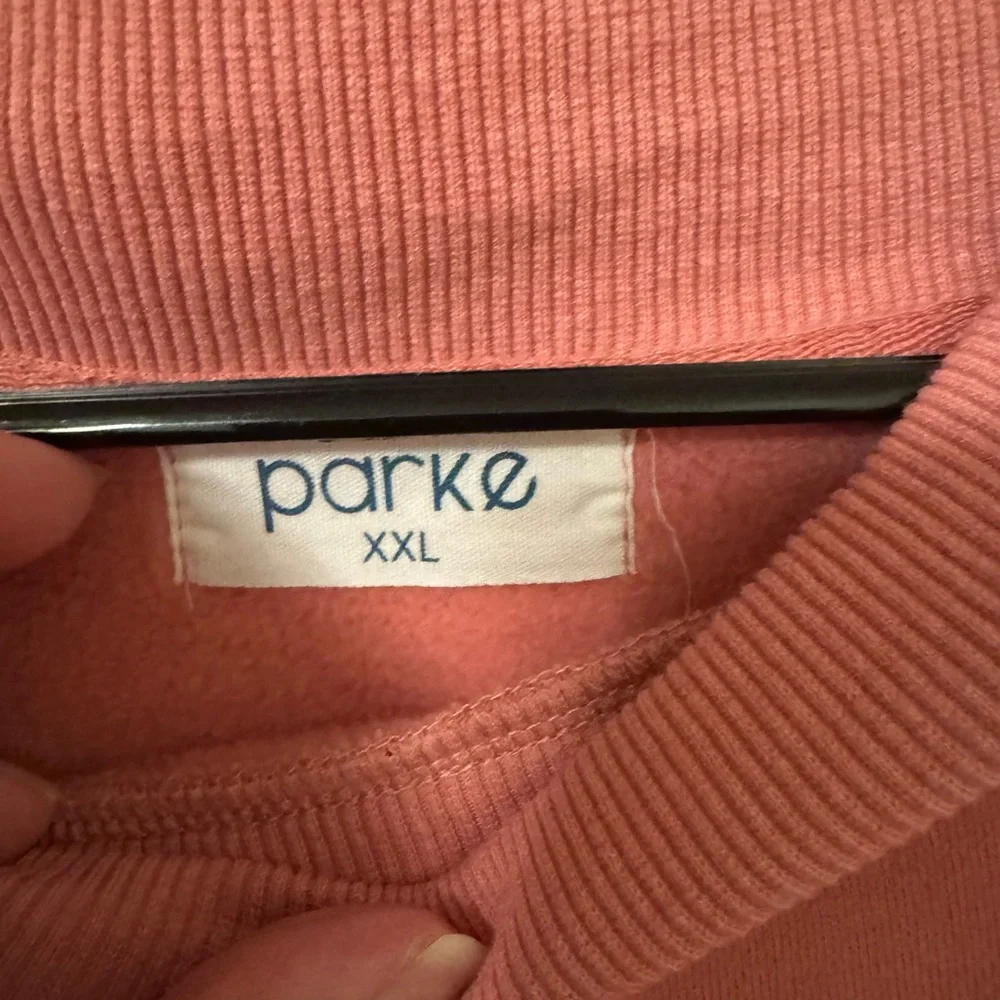 Parke Valentine’s 2025

XXL - Picture 3 of 3